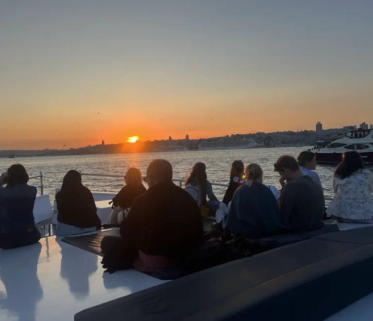 Bosphorus Cruise Tour In Istanbul